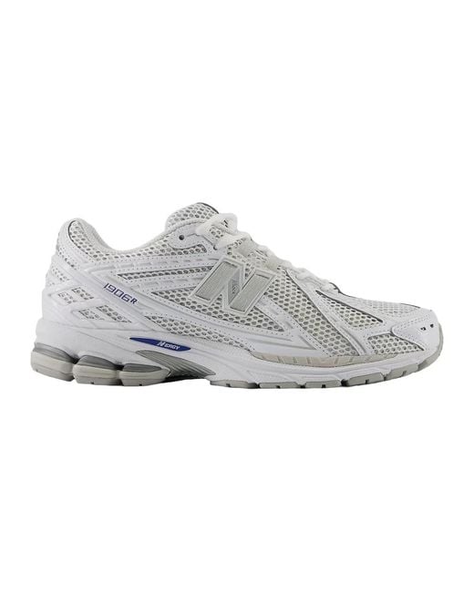 Sneakers di New Balance in Gray