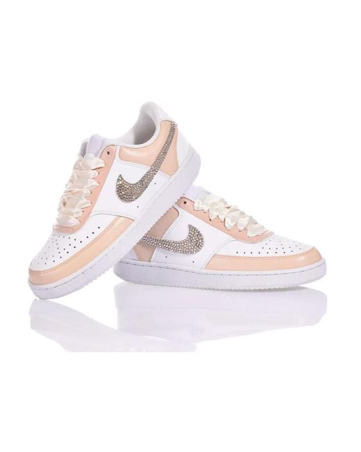 Nike Pink Handgefertigte Weiße Sneakers für Frauen