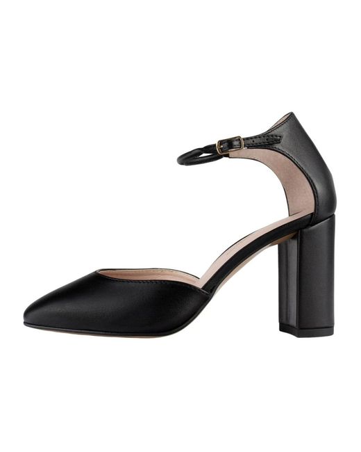L37 Black Pumps