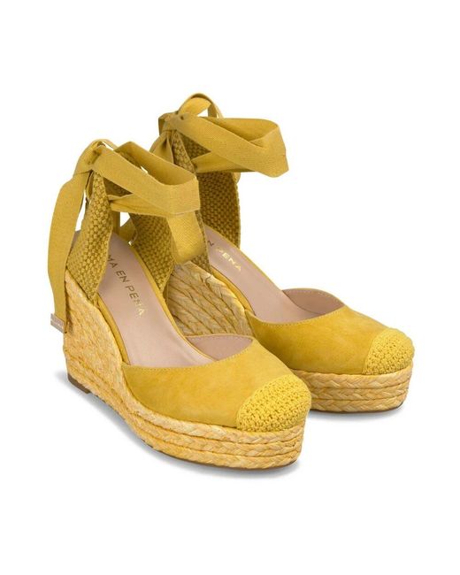 Alma En Pena. Yellow Wedges