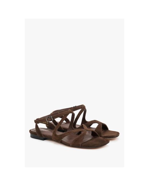 ESTRO Brown Flat Sandals