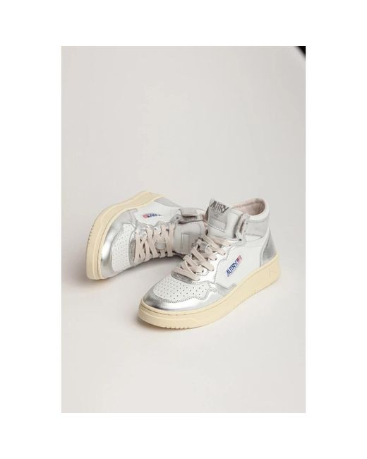 Autry White Vintage style high top sneaker