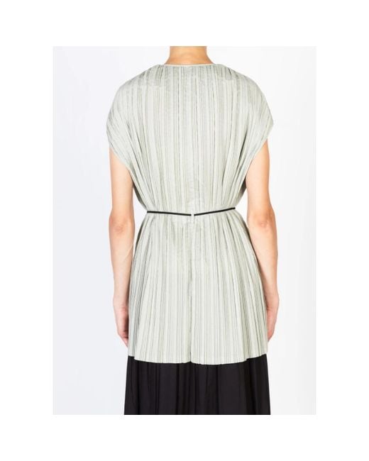 Vests di Alysi in Gray