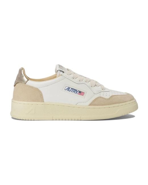 Sneakers di Autry in White