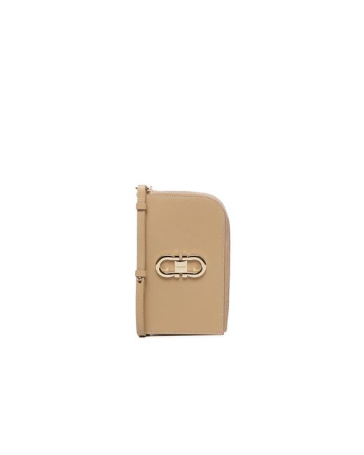 Ferragamo Accessoires ,Leer Leren Portemonnee Met Polsband in het Natural