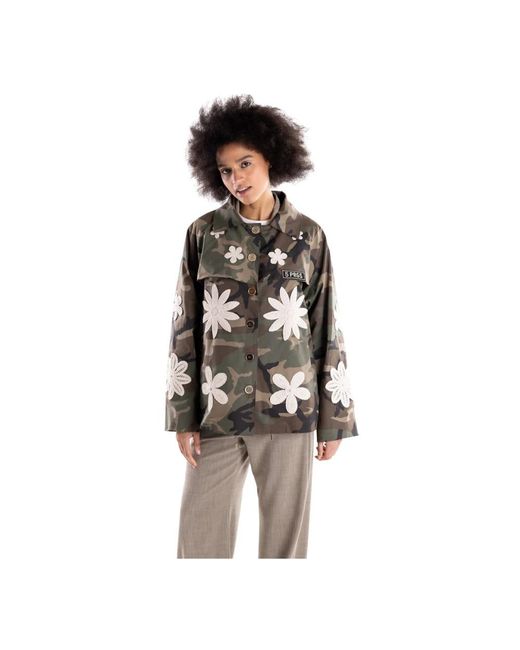 Light Jackets 5 PROGRESS de color Multicolor