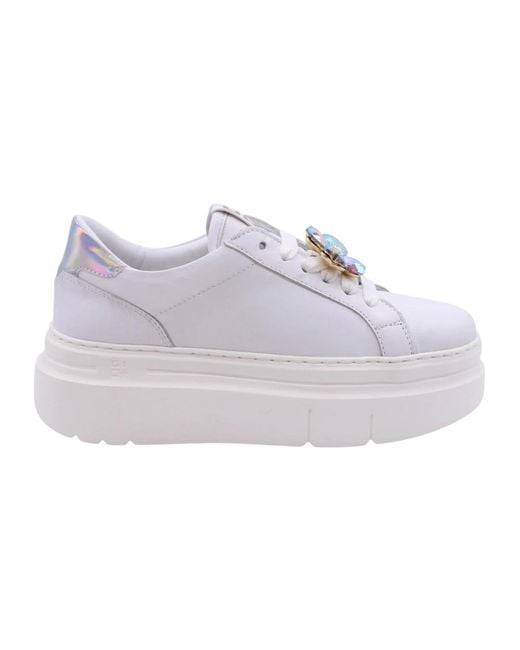 GIO+ White Sneakers
