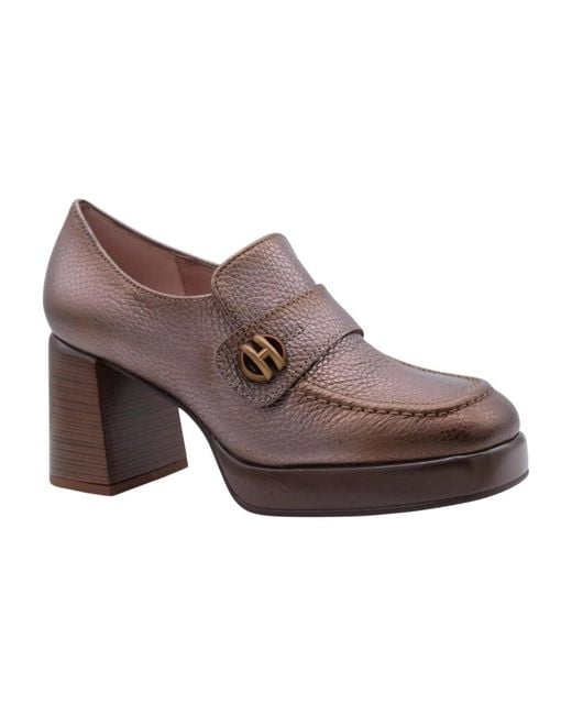 Hispanitas Brown Pumps