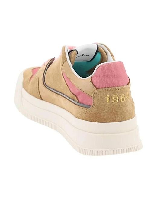 DSquared² Sneakers in het Pink
