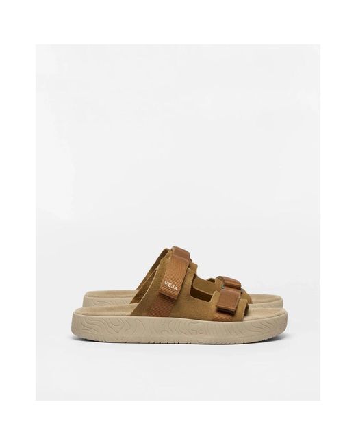 Veja Brown Sliders