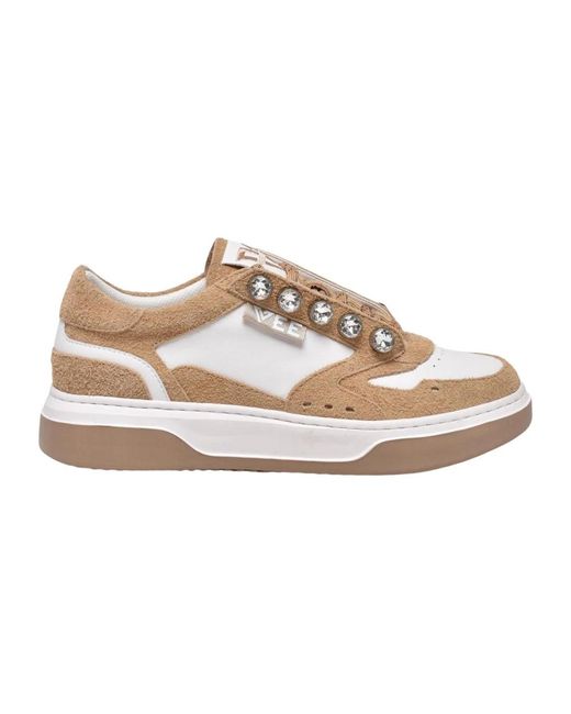 Sneakers di Emanuélle Vee in White