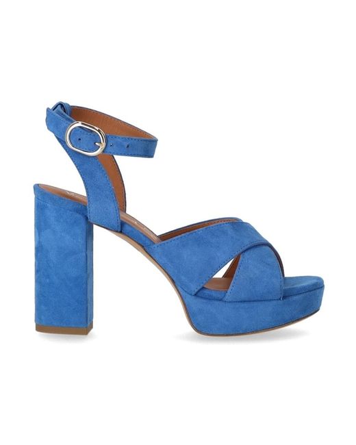Sandalia de tacón azul denim con detalle cruzado Via Roma 15 de color Blue