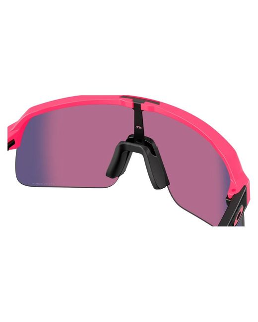 Oakley 0Oo9496 in het Pink