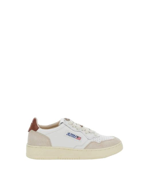 Shoes > sneakers Autry en coloris White