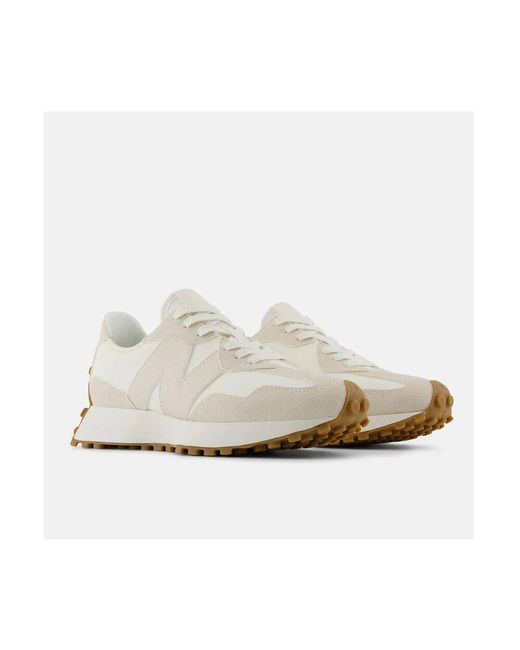 New Balance White Retro-inspirierte beige sneakers