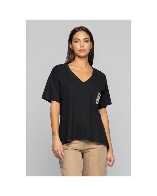 Kocca Geborduurde T-Shirt Met V-Hals Van Linnenmix in het Black