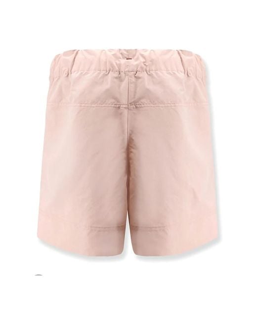 Casual Shorts di Moncler in Pink