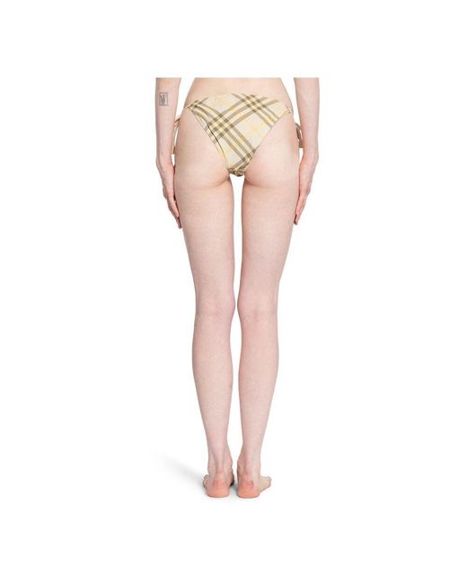 Bikinis Burberry de color Pink