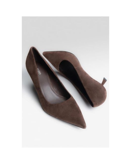 Pumps di ESTRO in Brown