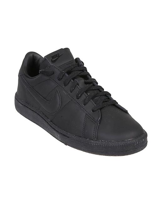 Comme des Garçons Black Sneakers