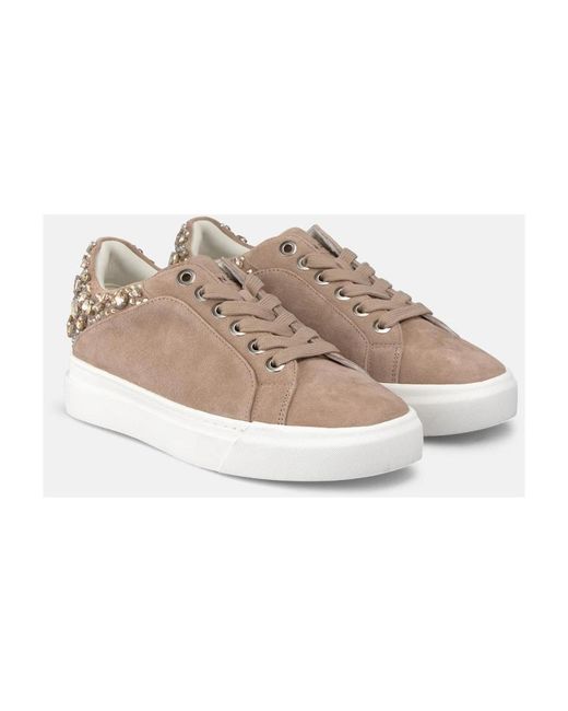 Alma En Pena. Brown Sneakers