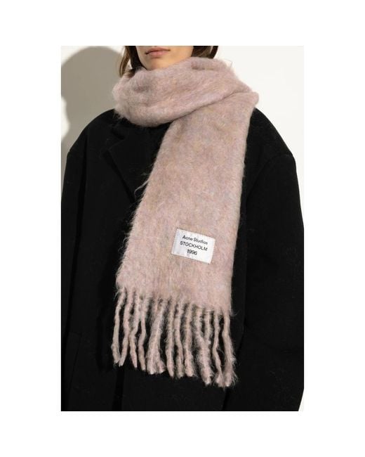 Acne Winter Scarves in het Pink