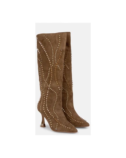 Alma En Pena. Brown Heeled Boots
