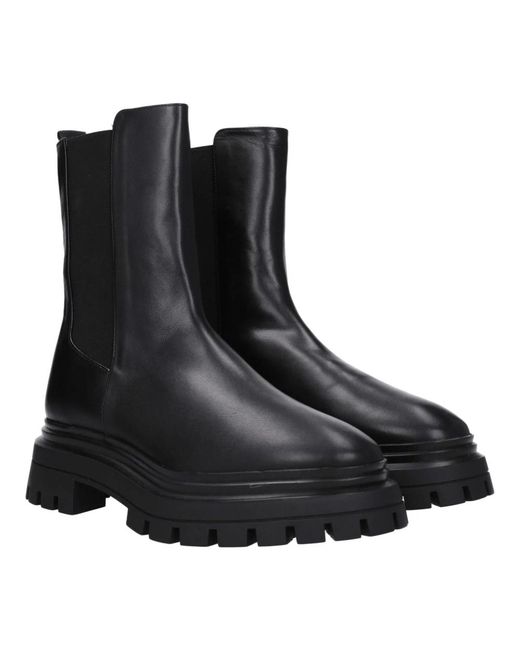 Stuart Weitzman Chelsea Boots in het Black