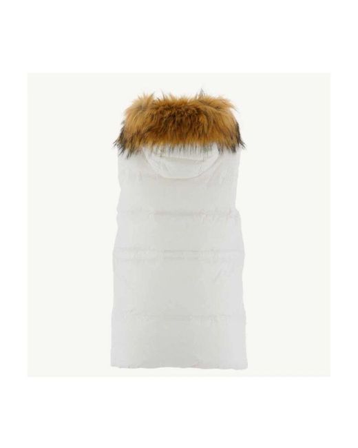 Vests di J.O.T.T in Gray