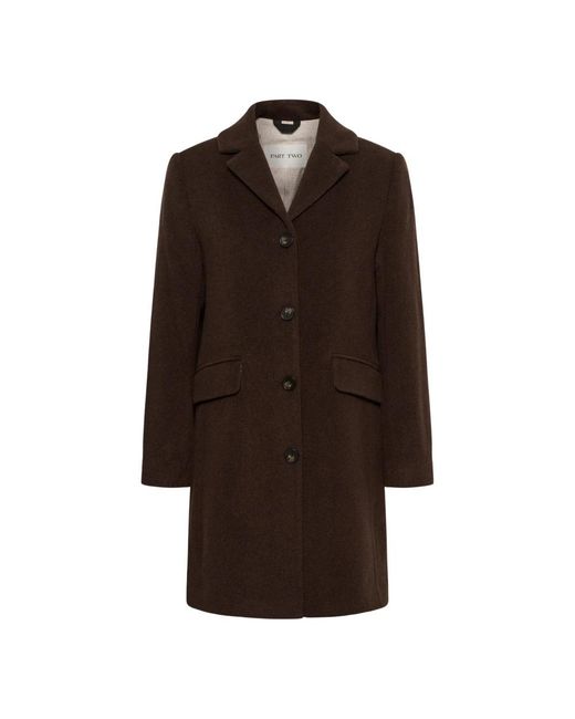 Single-Breasted Coats Part Two en coloris Brown