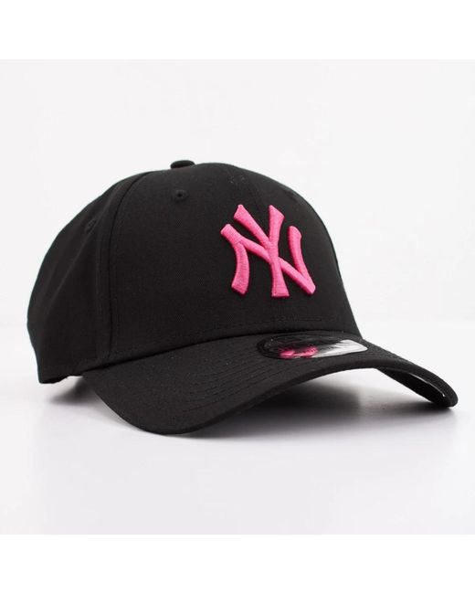KTZ Black Yankees caps