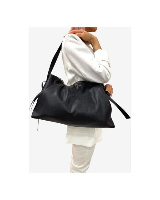 Guess Black Shoulder Bags