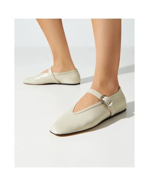 Le Monde Beryl White Ballerinas