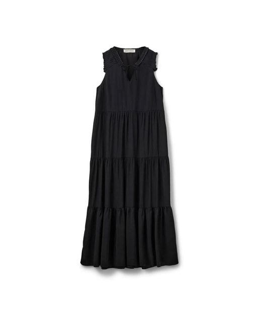 Sofie Schnoor Midi Dresses in het Black