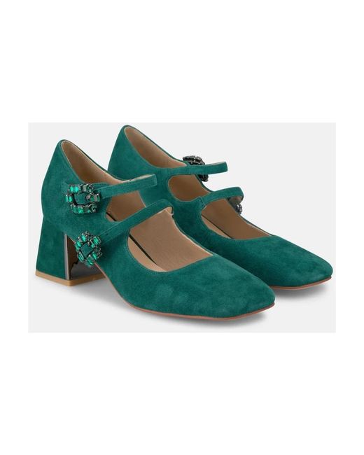 Alma En Pena. Green Pumps