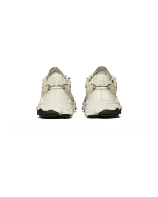 Adidas Stylische ozweego sneakers für männer in White für Herren