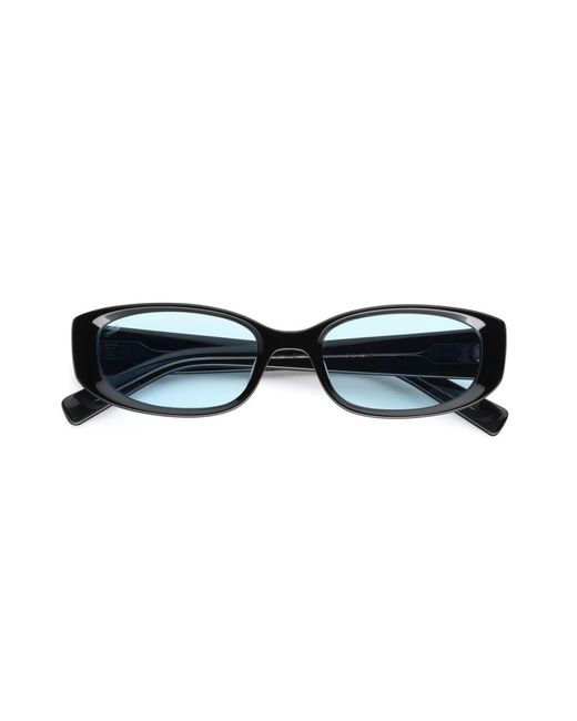 AKILA Black Sunglasses