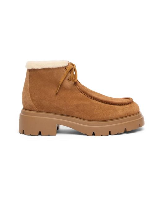 Stuart Weitzman Brown Hudson Shearling Chukka