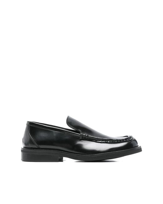 Poeve Black Loafers