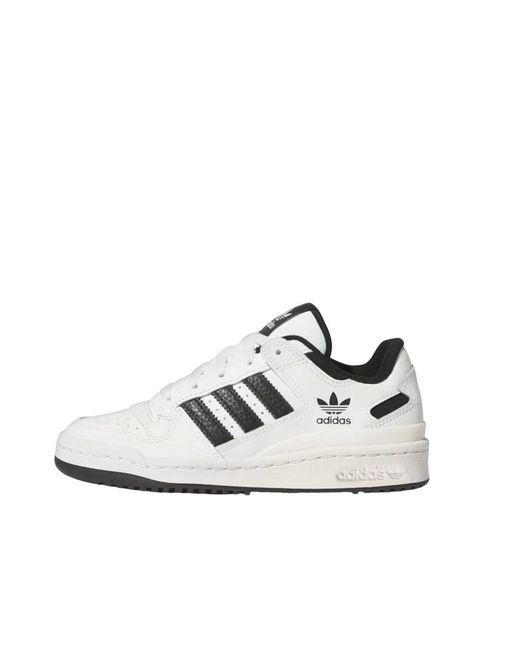 Sneakers di Adidas in White