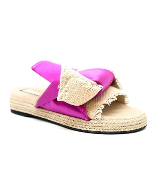 N°21 Pink Sliders