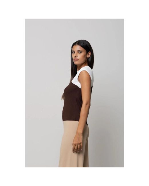 Kaos Cut-Out Top in het Brown