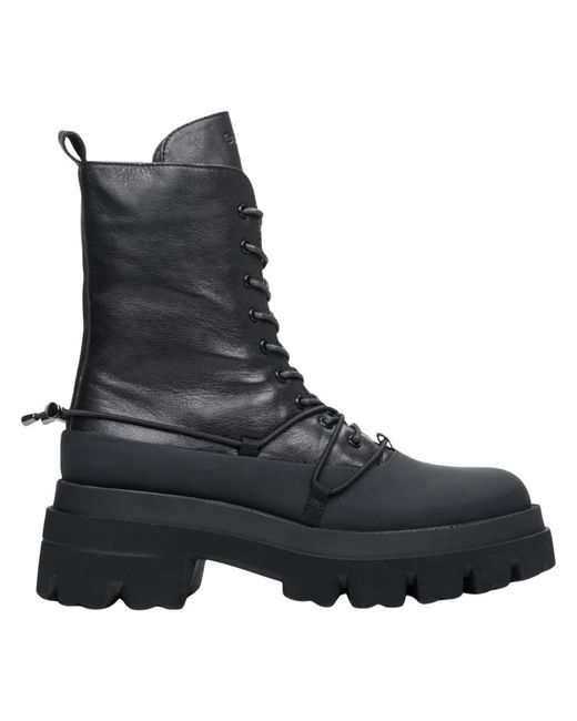 ESTRO Black Lace-Up Boots