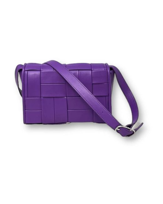 THEMOIRÈ Bags > Cross Body Bags in het Purple