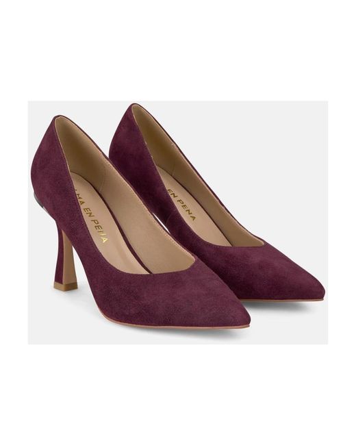 Alma En Pena. Purple Pumps