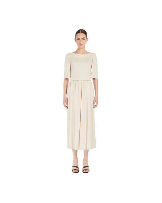 Midi Dresses di Weekend in White