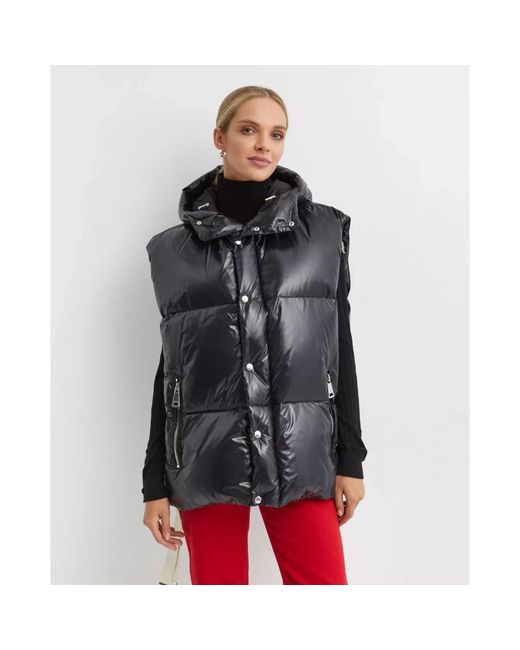Vests Khrisjoy en coloris Black