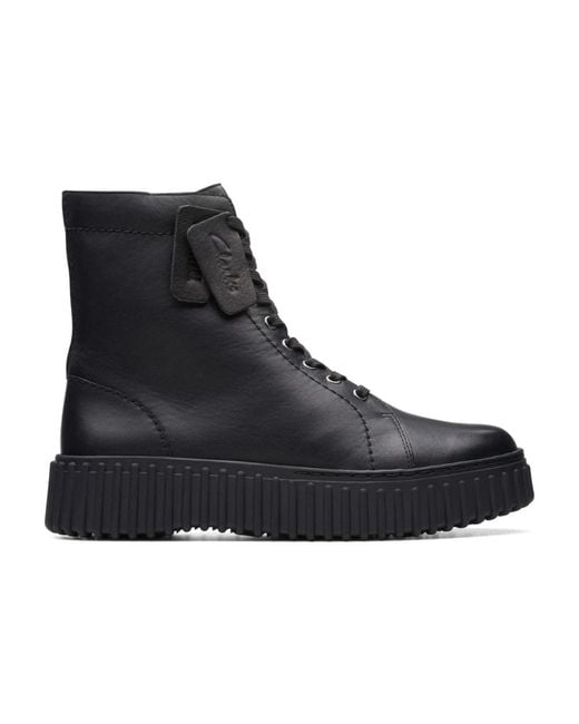 Lace-Up Boots di Clarks in Black