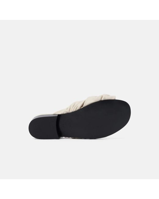 Scarosso White Sliders