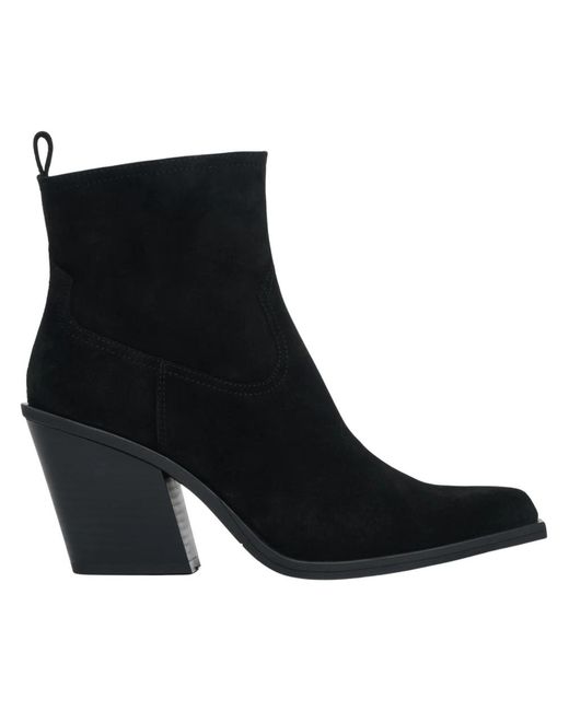 ESTRO Black Cowboy Boots
